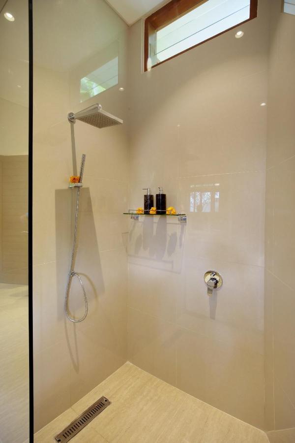 Holl Villa By Wildflower Group Legian Extérieur photo